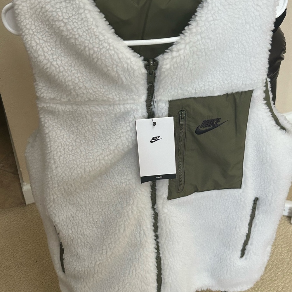 Nike Sherpa Vest reversible